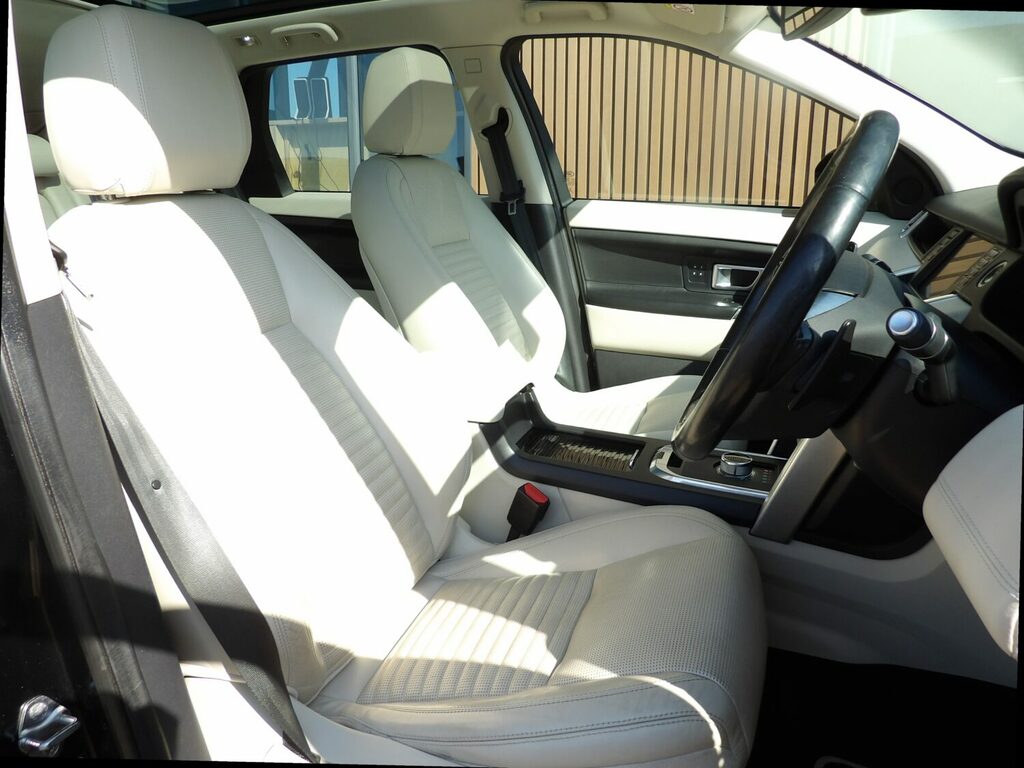 Land Rover Discovery Sport Sd4 Hse Luxury Black #16