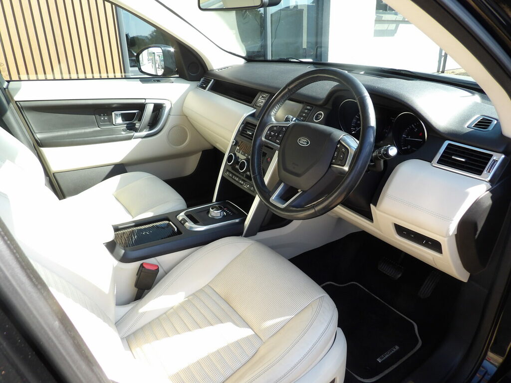 Land Rover Discovery Sport Sd4 Hse Luxury Black #15