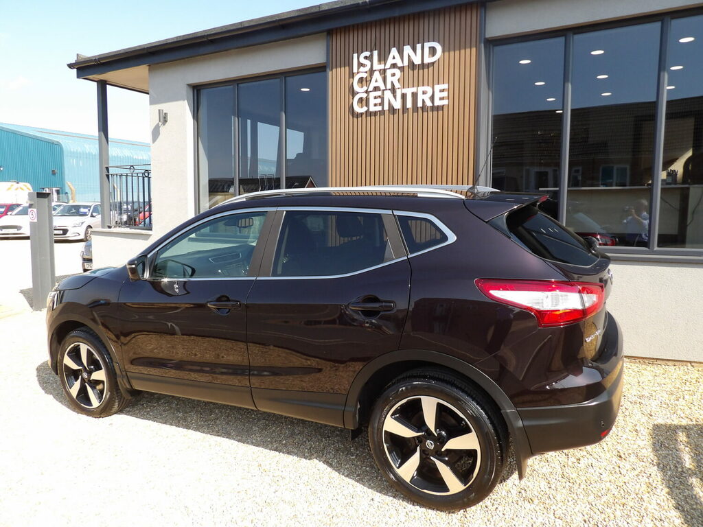 Nissan Qashqai 1.2 Dig-t Acenta 2Wd Euro 5 Ss Black #4
