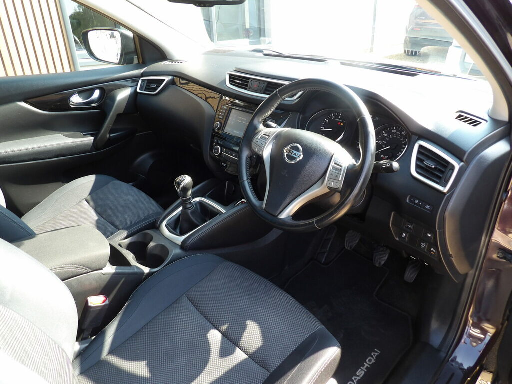 Nissan Qashqai 1.2 Dig-t Acenta 2Wd Euro 5 Ss Black #13