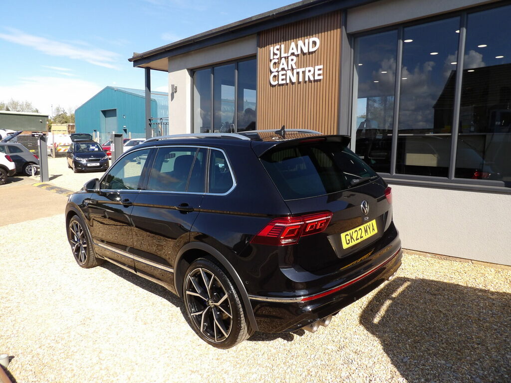 Volkswagen Tiguan R Estate 2.0 Tsi 320 4Motion R Dsg 320 Bhp Black #4