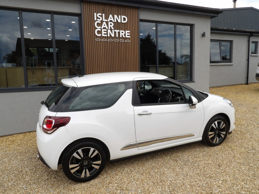 DS DS 3 Hatchback 1.2 Puretech 82 Chic White #6