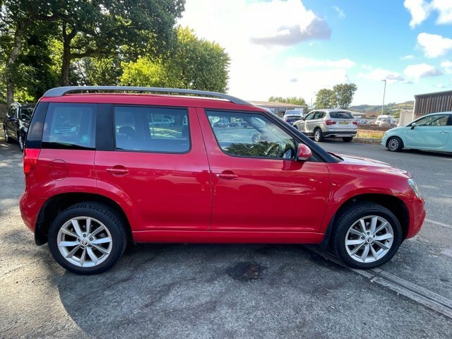 Skoda Yeti 2.0 Tdi Se Suv Euro 5 110 Ps Red #4