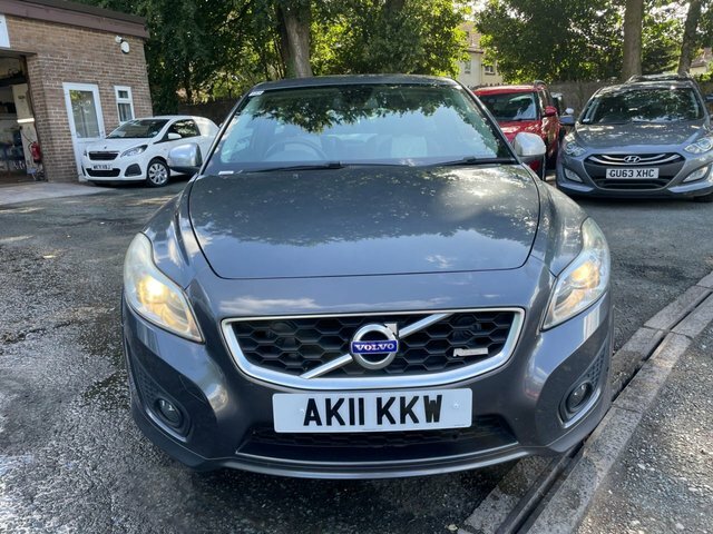 Volvo C30 R-design New Mot New Service U611 Ulez White #2