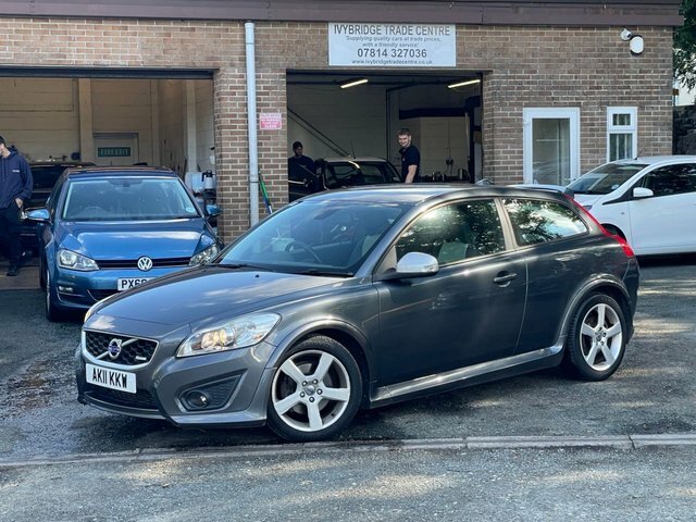 Volvo C30 R-design New Mot New Service U611 Ulez White #1