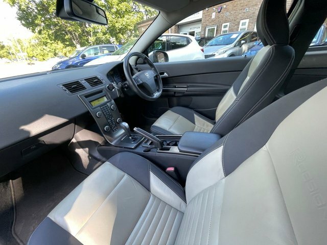 Volvo C30 R-design New Mot New Service U611 Ulez White #15