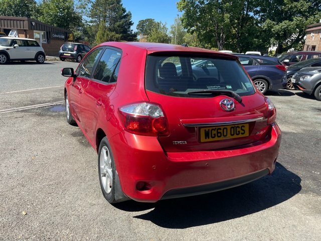 Toyota Auris 1.4 D-4d Tr Hatchback Euro 5 90 Red #6