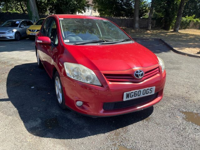 Toyota Auris 1.4 D-4d Tr Hatchback Euro 5 90 Red #2