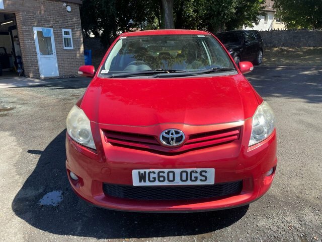 Toyota Auris 1.4 D-4d Tr Hatchback Euro 5 90 Red