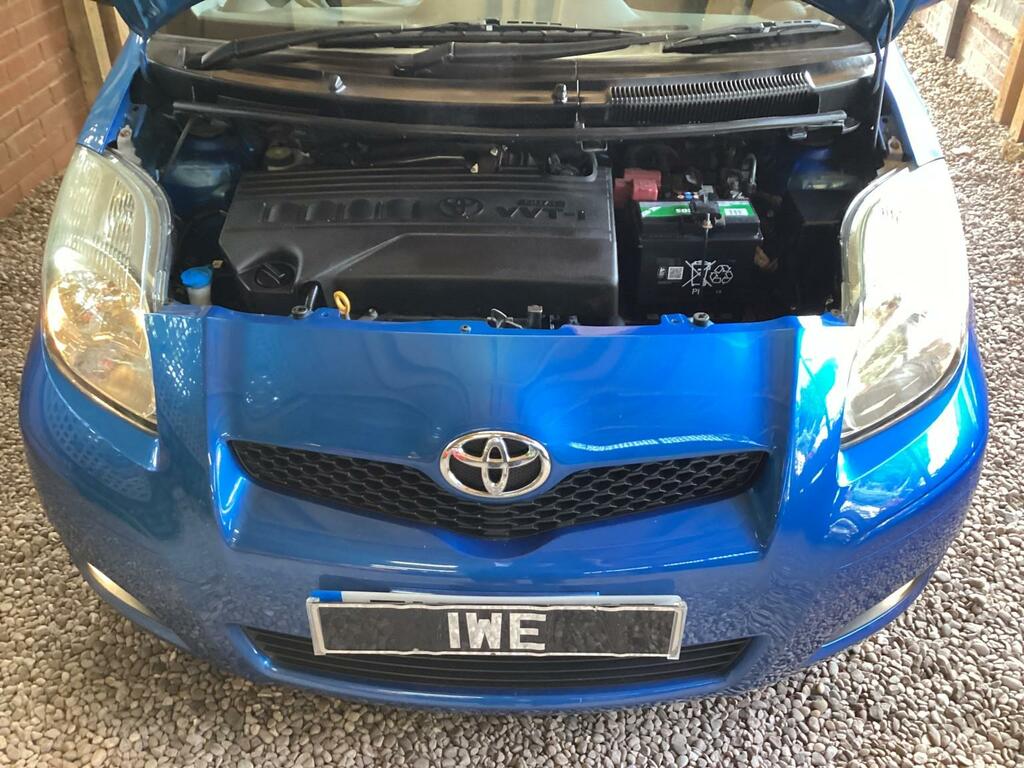Toyota Yaris Vvt-i Tr Full Service Red #8