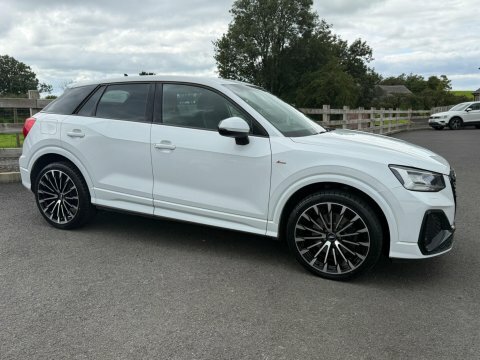 Audi Q2 2.0 Tdi 35 White #3