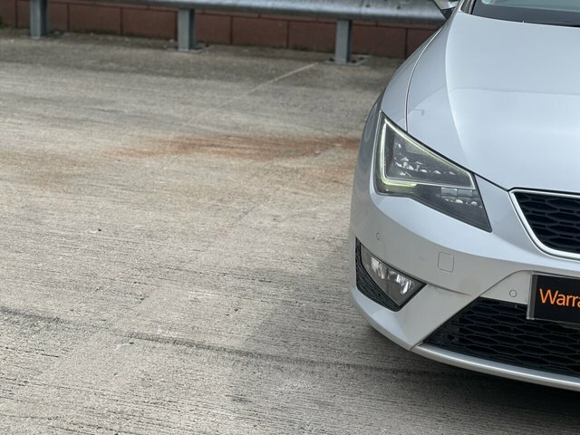 Seat Leon 2014 2.0 Tdi Cr Fr Sport Tourer Silver #3