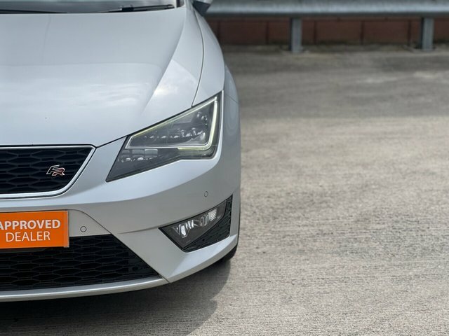 Seat Leon 2014 2.0 Tdi Cr Fr Sport Tourer Silver #4