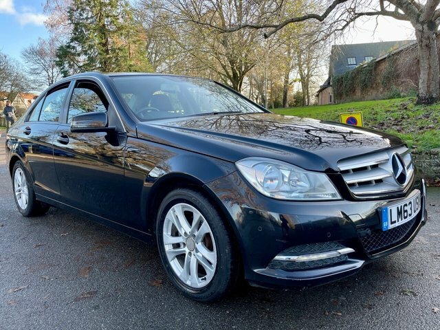 Mercedes-Benz C Class C180 Executive Se Blueefficiency Black