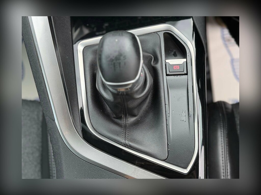 Peugeot 3008 Bluehdi Ss Allure Grey #26