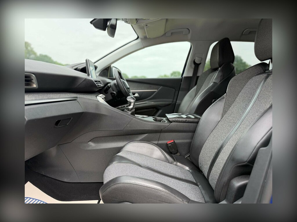 Peugeot 3008 Bluehdi Ss Allure Grey #25