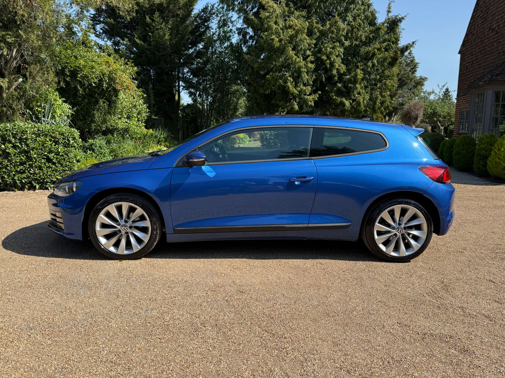 Volkswagen Scirocco Gt Bluemotion Technology Tsi #2