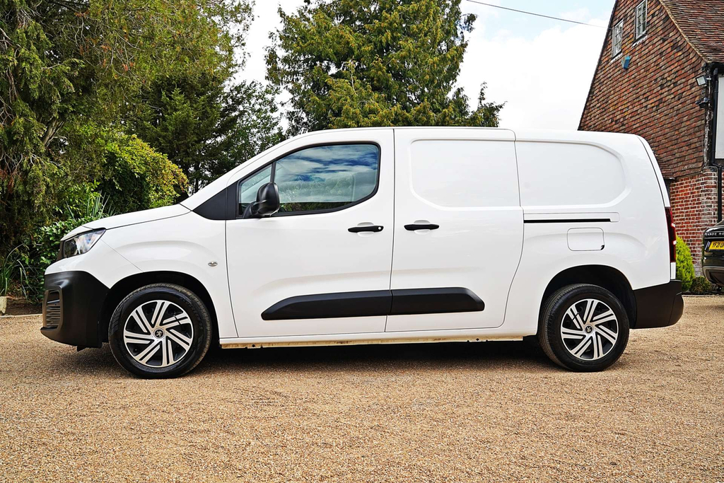 Peugeot Partner Professional L2 Blue Hdi #2