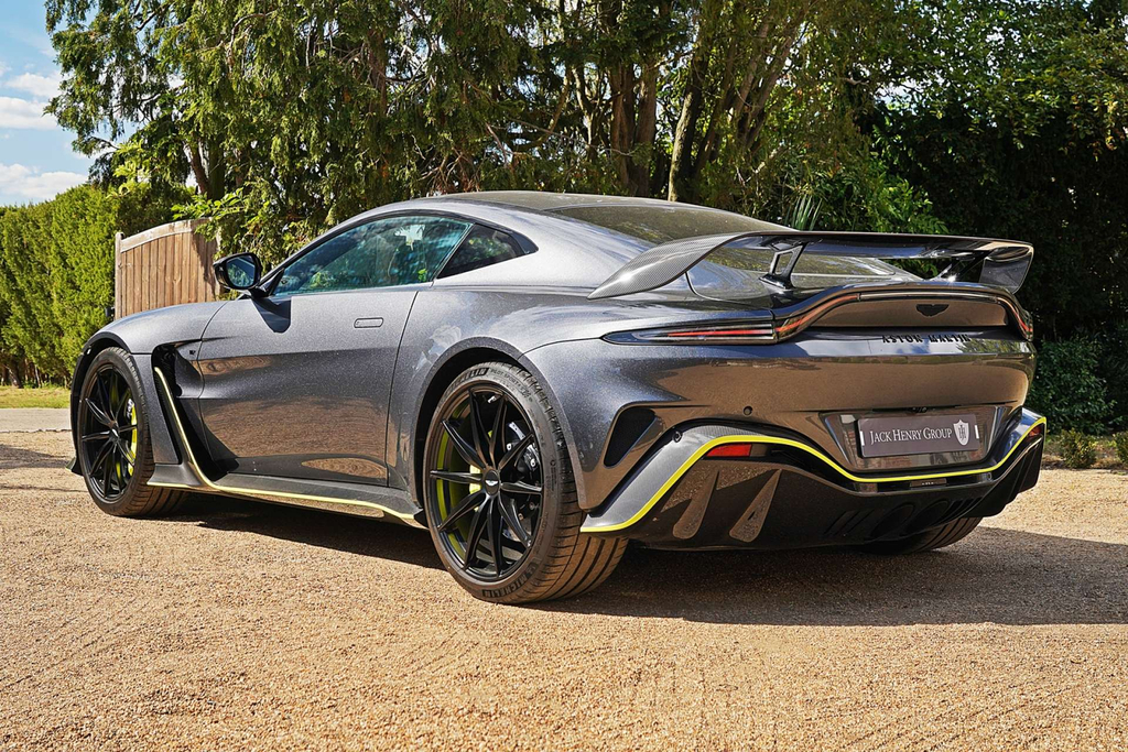 Aston Martin Vantage V12 Auto Grey #4