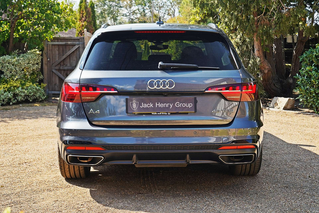 Audi A4 Black Edition 40 Tfsi #4