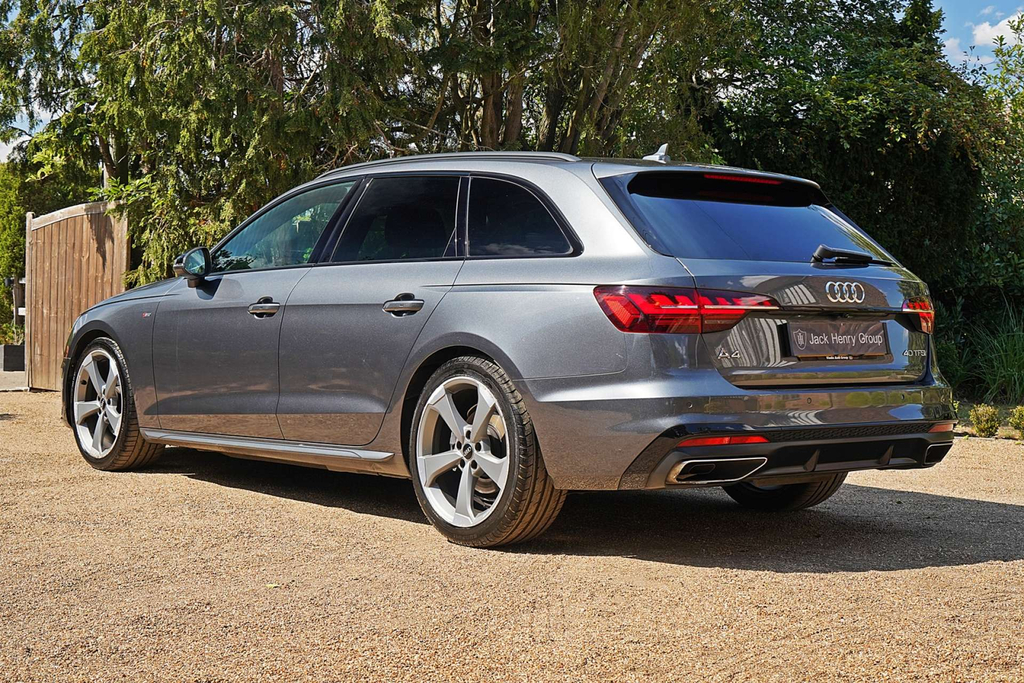 Audi A4 Black Edition 40 Tfsi #3
