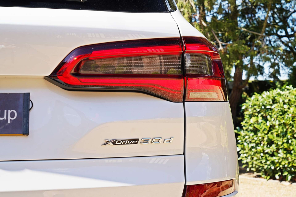 BMW X5 Xdrive 30D M Sport 4Wd White #5