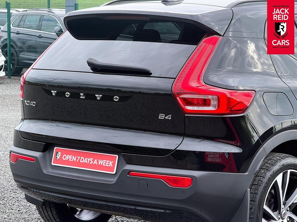 Volvo XC40 Xc40 R-design Pro B4 Mhev Black #5