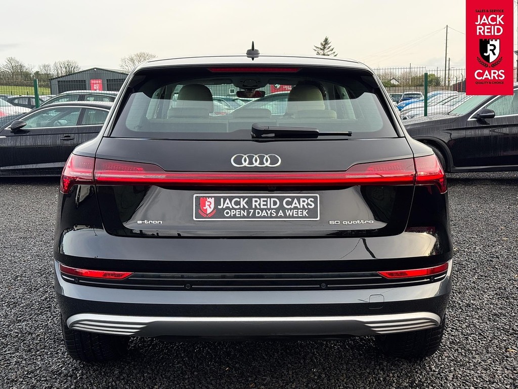 Audi E-tron Suv BN71ZWD Black #2