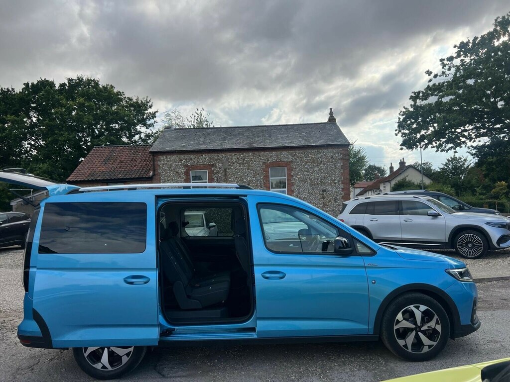 Ford Tourneo Connect Mpv 2.0 Ecoblue Active Dct Euro 6 Ss 2025 Blue #6