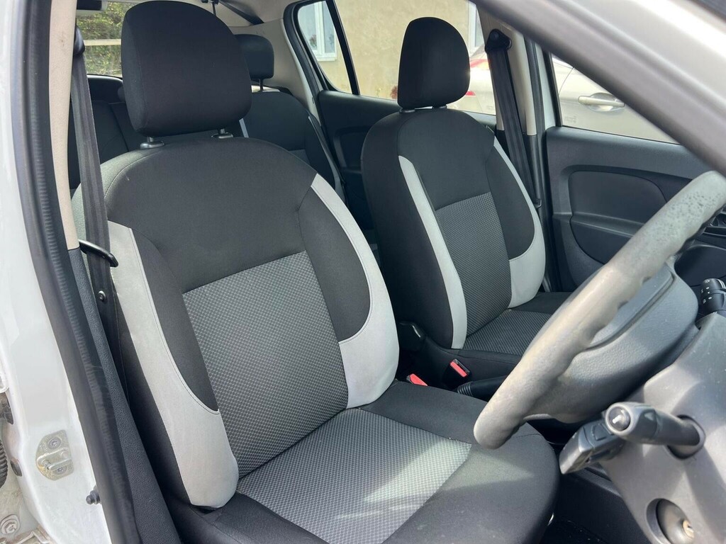 Dacia Sandero Hatchback 1.2 Ambiance Euro 6 201616 White #5