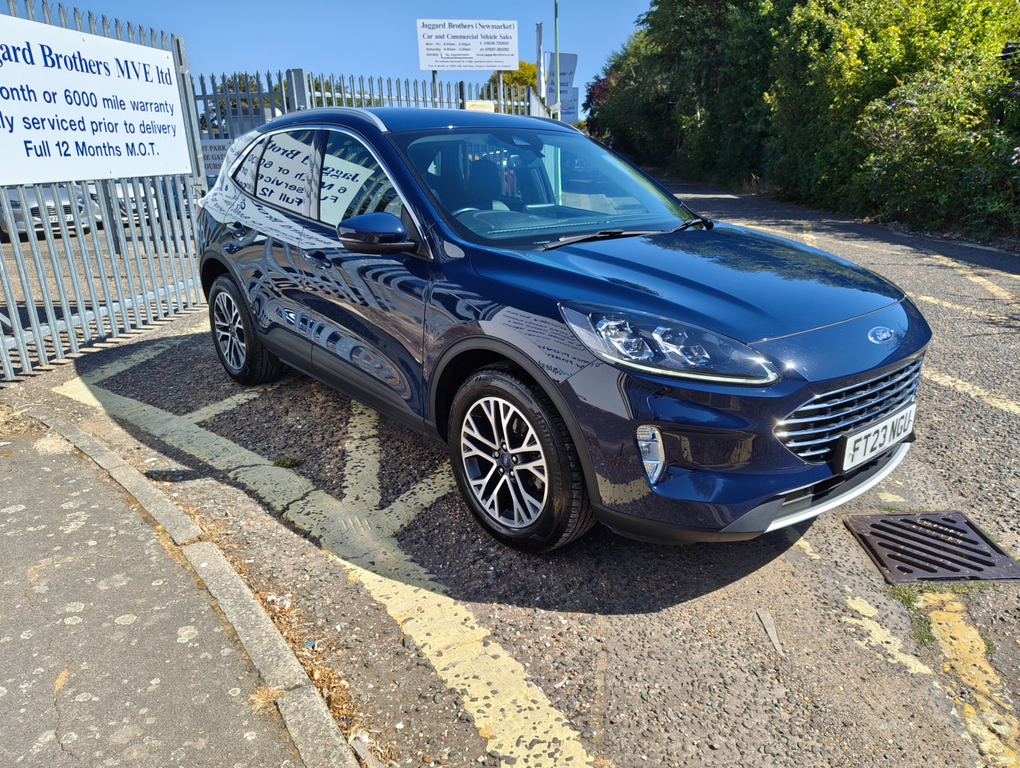 Ford Kuga Titanium Edition FT23NGU  #2
