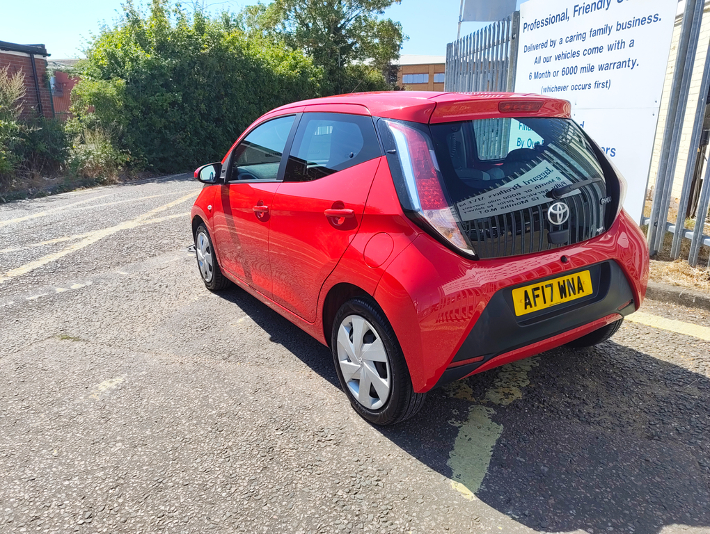 Toyota Aygo Vvt-i X-play #3