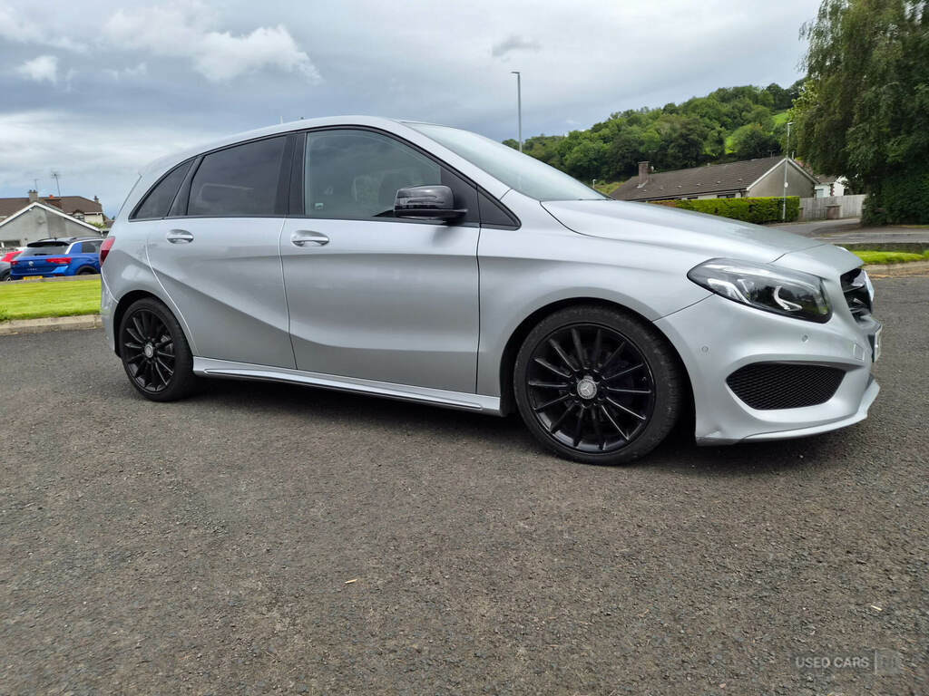 Mercedes-Benz B Class B200d Amg Line Premium Plus Silver