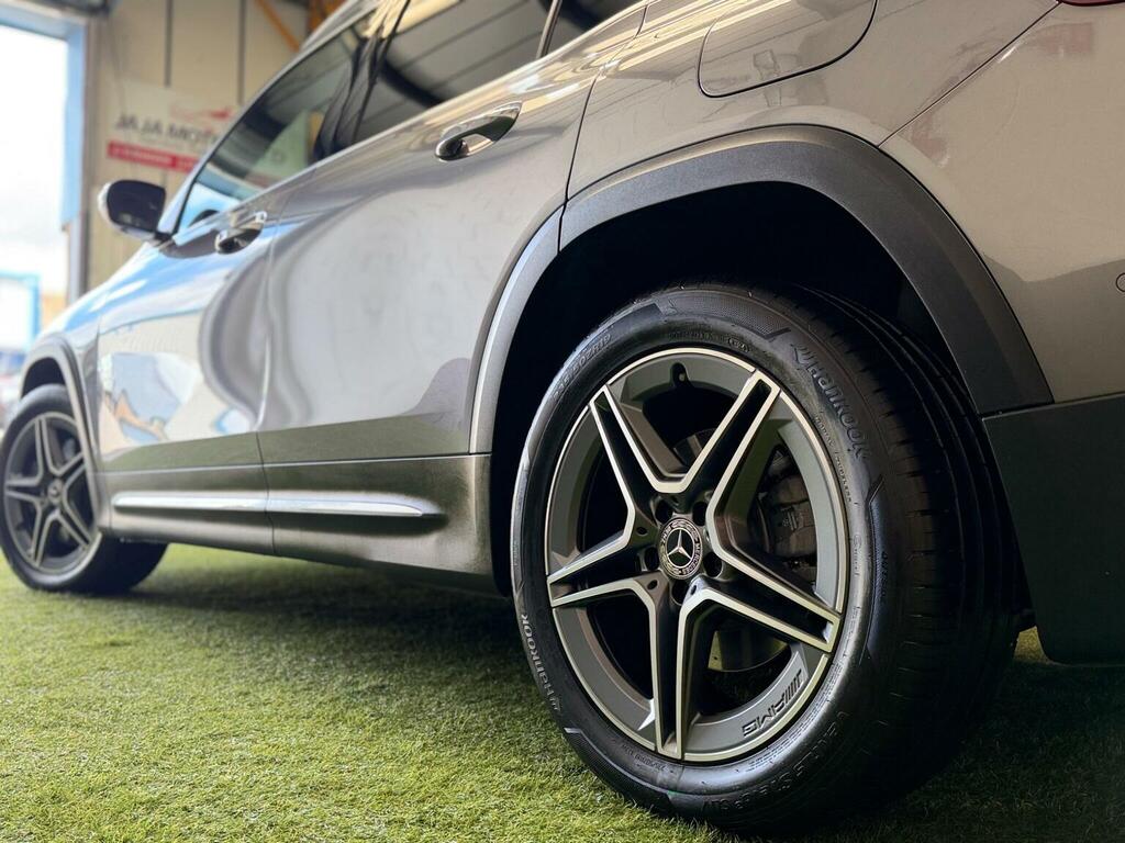 Mercedes-Benz GLB Class Glb 220 D 4Matic Amg Line Premium Black #19