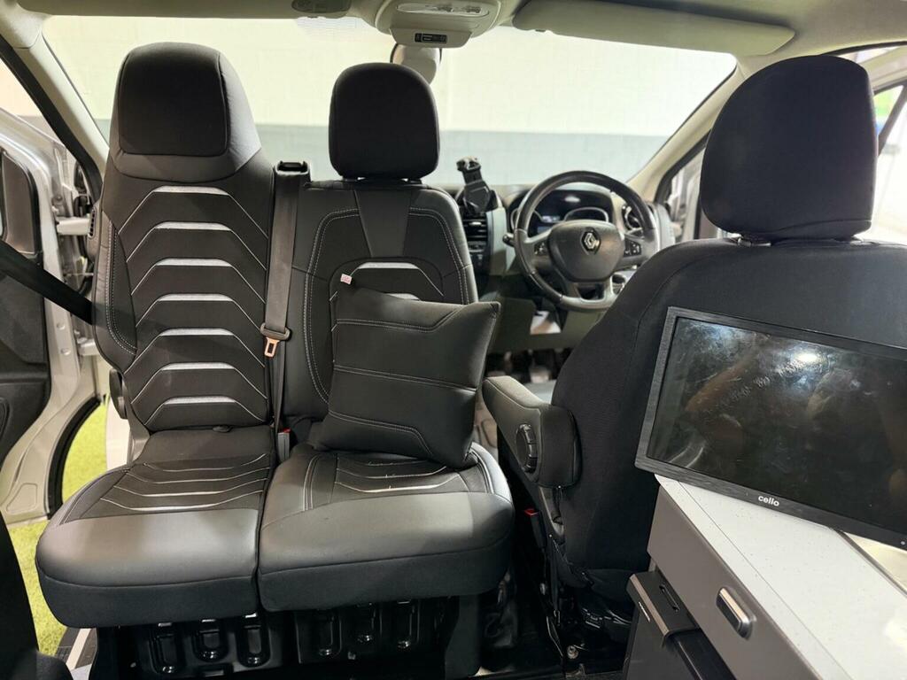 Renault Trafic Campervan 201919 Silver #5