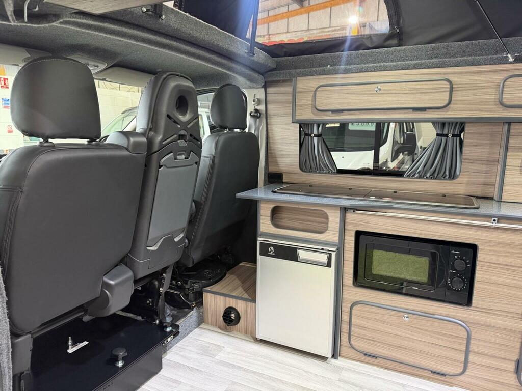 Vauxhall Vivaro Campervan 201818 DP18OSY Silver #5