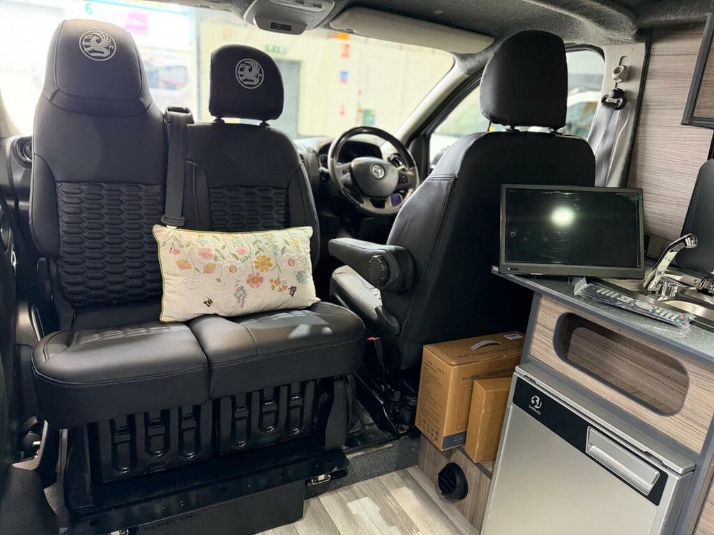 Vauxhall Vivaro Campervan 201818 DP18OSY Silver #3