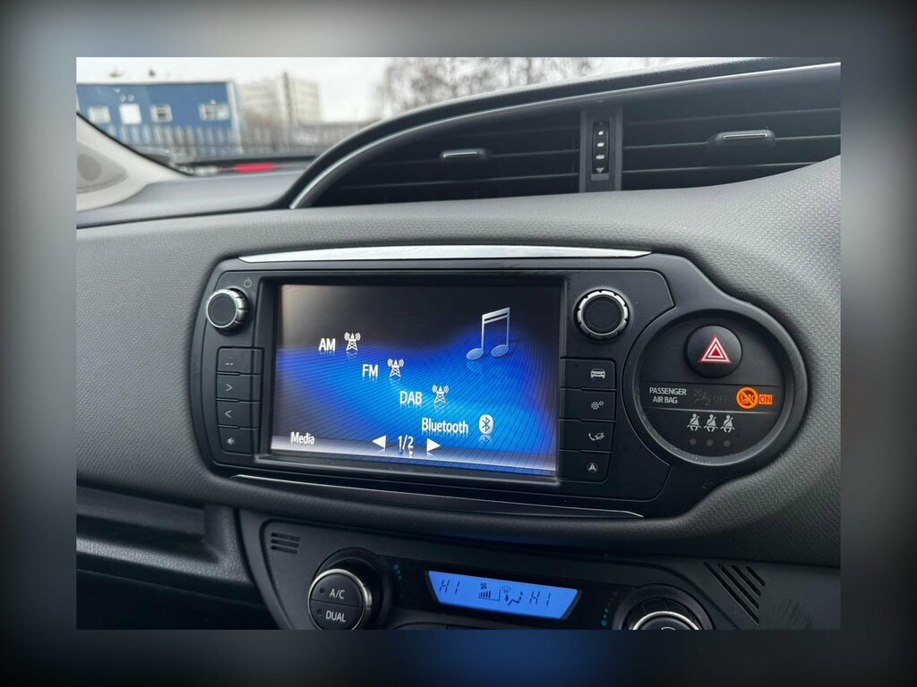 Toyota Yaris 1.3L Icon Blue #17