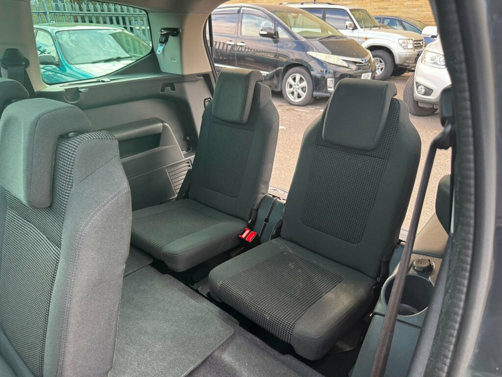 Peugeot 5008 2.0 Bluehdi Allure Mpv Euro 6 S Grey #4
