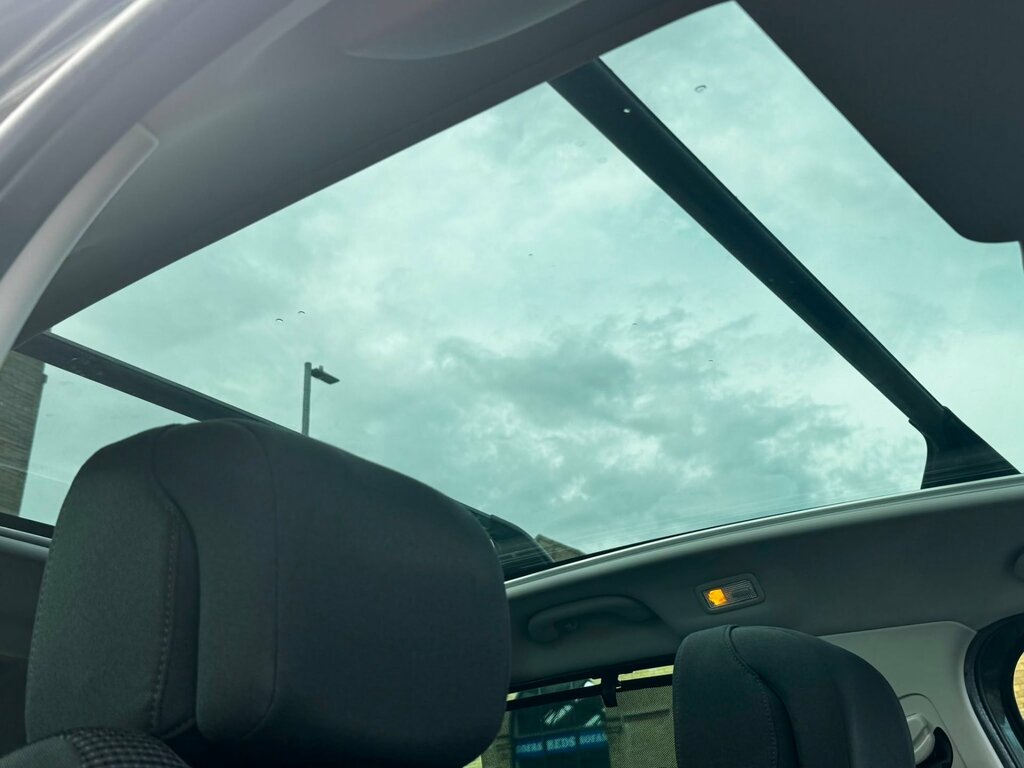 Peugeot 5008 Hdi Allure Black #32