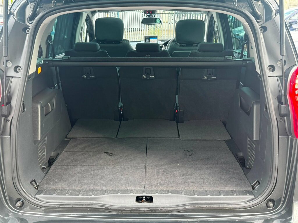 Peugeot 5008 Hdi Allure Black #28