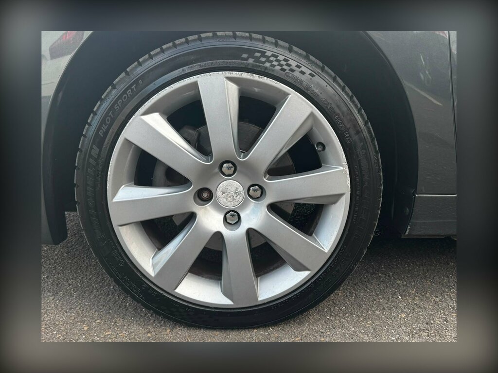 Peugeot 5008 Hdi Allure Black #40