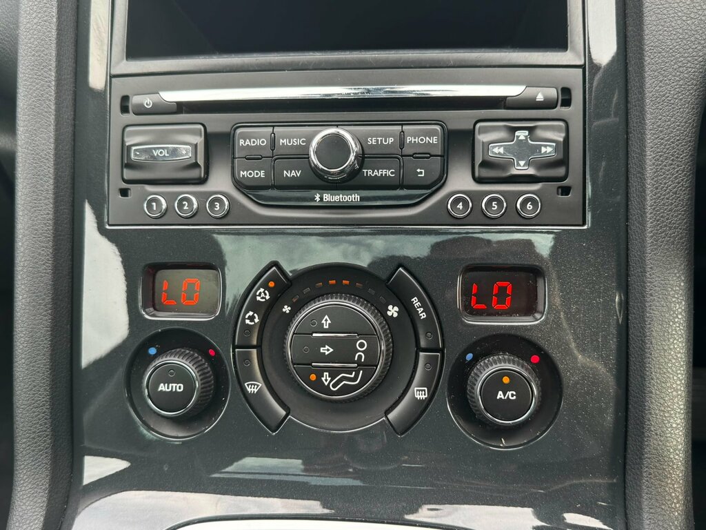 Peugeot 5008 Hdi Allure Black #9