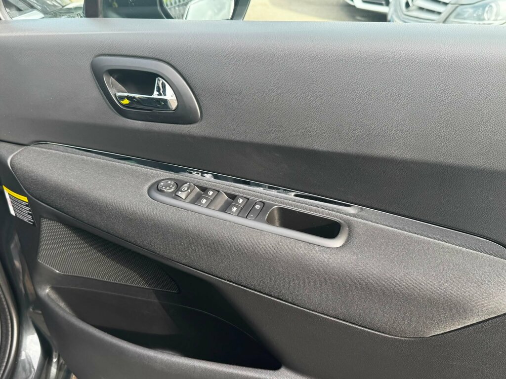 Peugeot 5008 Hdi Allure Black #34