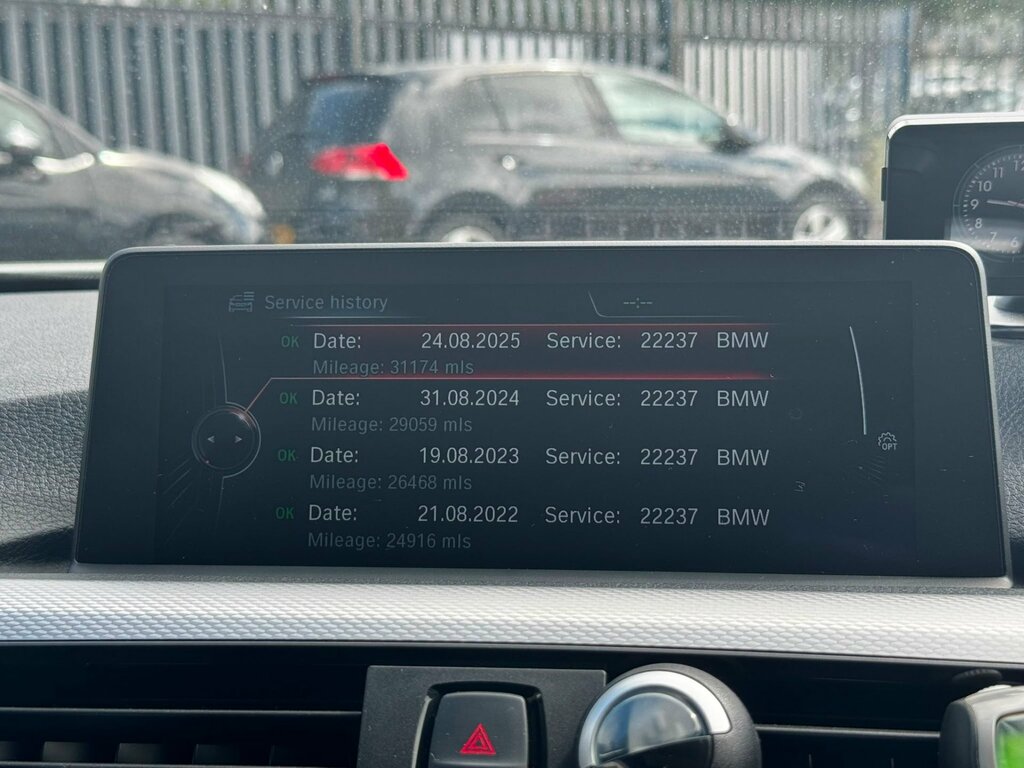 BMW 3 Series Saloon 2.0 320D Sport Saloon 2014 Red #18