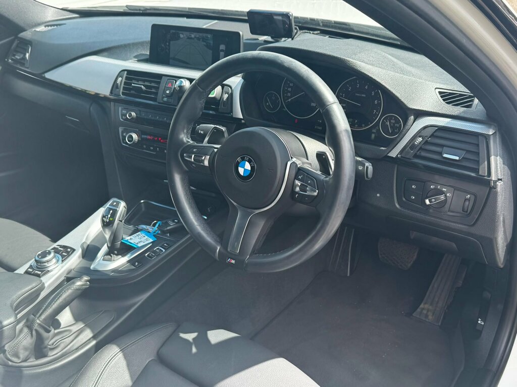 BMW 3 Series Saloon 2.0 320D Sport Saloon 2014 Red #57