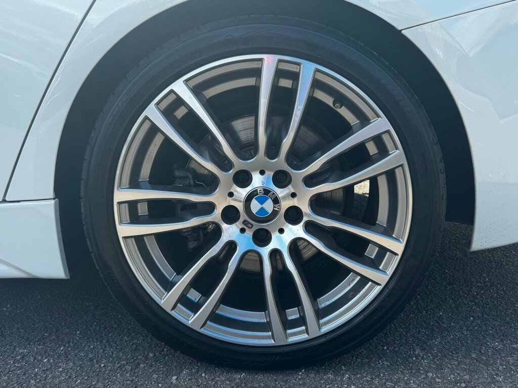 BMW 3 Series Saloon 2.0 320D Sport Saloon 2014 Red #82