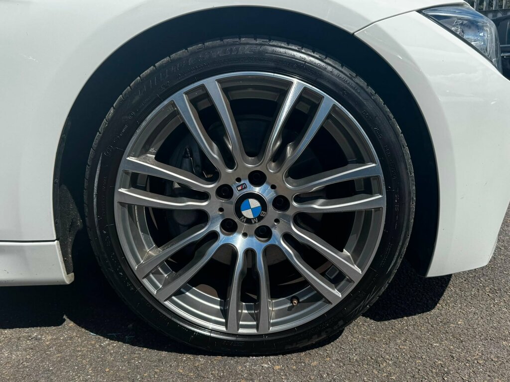 BMW 3 Series Saloon 2.0 320D Sport Saloon 2014 Red #87