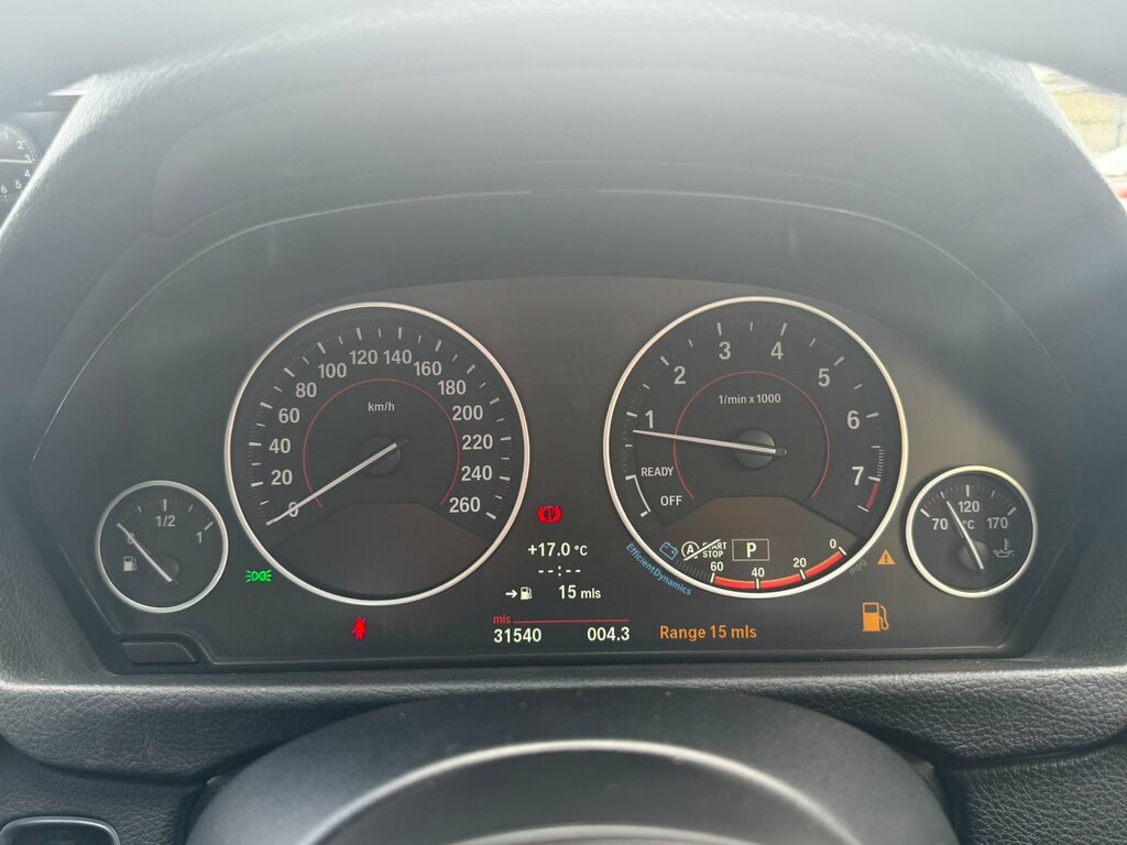 BMW 3 Series Saloon 2.0 320D Sport Saloon 2014 Red #28