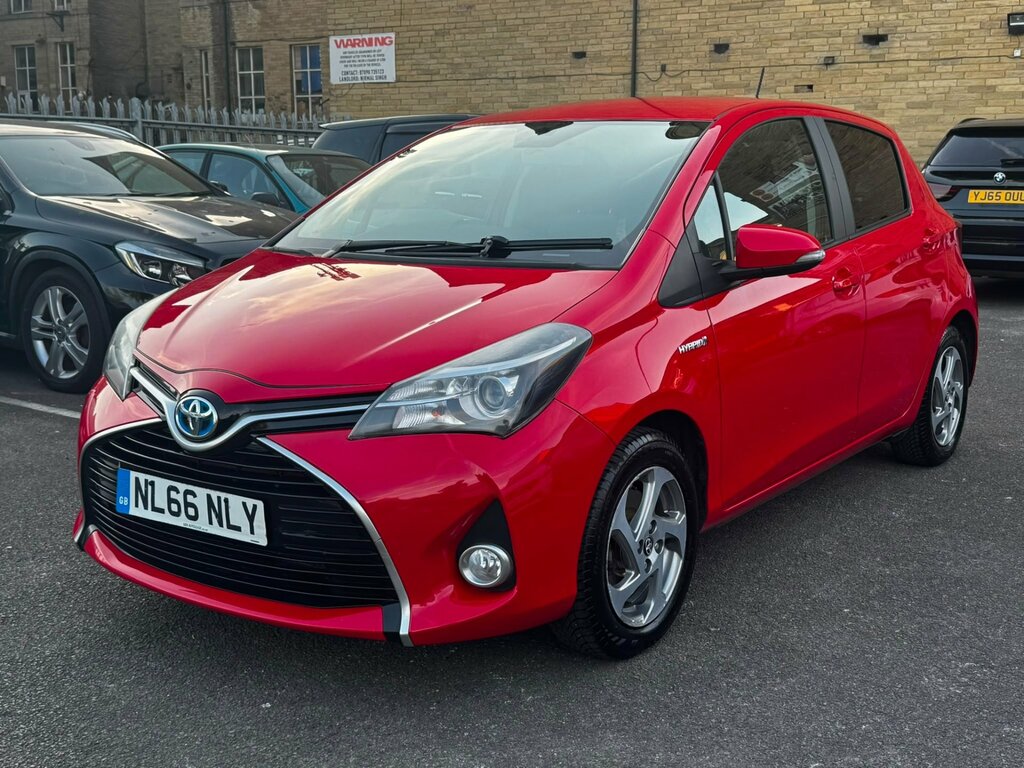 Toyota Yaris 1.33 Vvt-i Icon Red #9